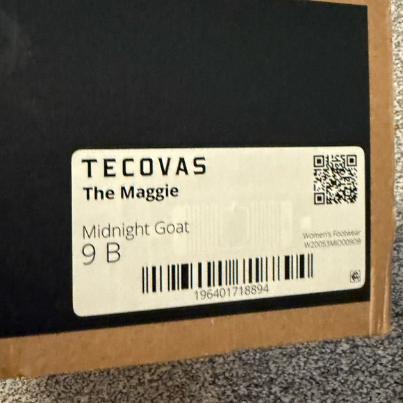 Tecovas Maggie Leather Cowboy Boots - Picture 10 of 10